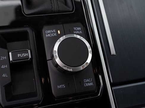 New 2025 Toyota Tundra Platinum w/ TRD Off-Road Package image 26