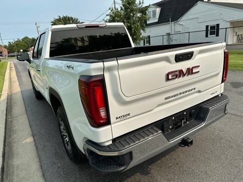 Used 2025 GMC Sierra 1500 SLT AWD/4WD image 14