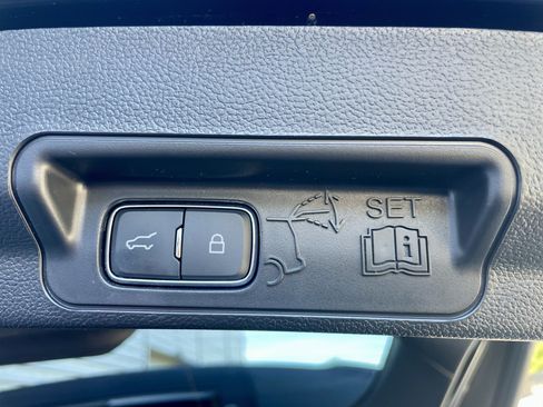 Used 2023 Ford Explorer ST w/ Equipment Group 401A AWD/4WD image 40