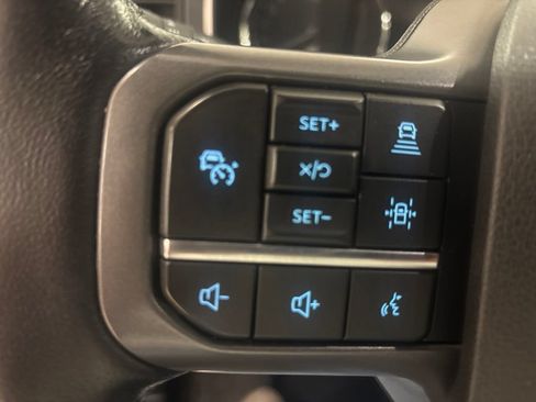 Used 2022 Ford F150 XLT w/ Equipment Group 302A High AWD/4WD image 22