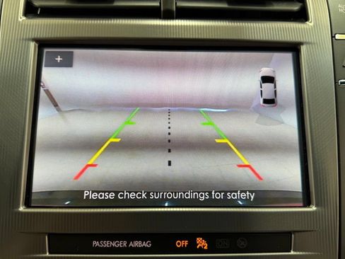 Used 2020 Lincoln MKZ AWD image 24