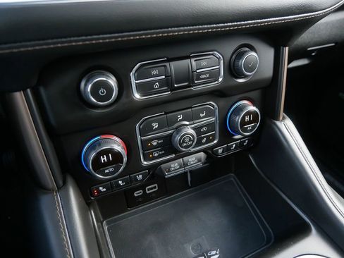 Used 2023 Chevrolet Tahoe High Country w/ Advanced Technology Package image 29