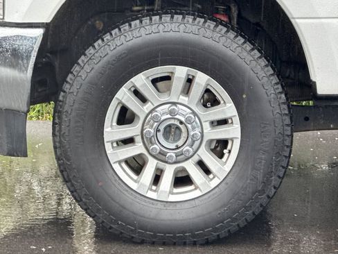 Used 2017 Ford F250 XLT image 24