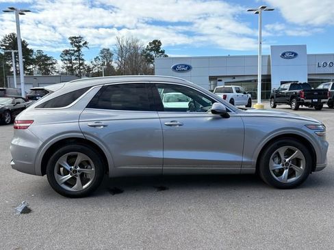 Used 2026 Genesis GV70 2.5T Advanced image 6