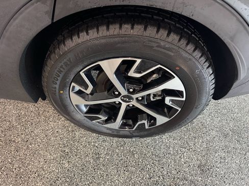 Used 2023 Kia Sportage EX FWD image 14