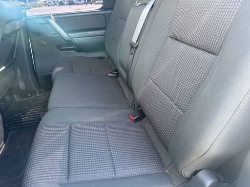 Used 2014 Nissan Titan SV w/ SV Value Truck Package image 11