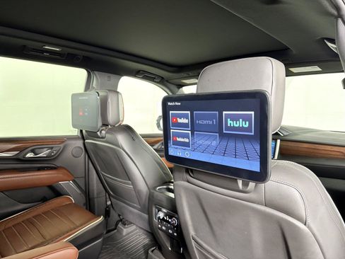 Certified 2024 GMC Yukon Denali Ultimate AWD/4WD image 13