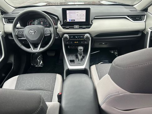 Used 2023 Toyota RAV4 XLE w/ Convenience Package AWD/4WD image 23
