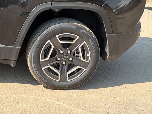 New 2026 Jeep Cherokee Limited AWD/4WD image 12