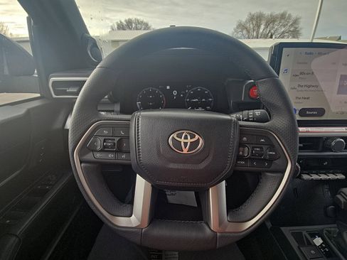 New 2025 Toyota 4Runner TRD Off-Road Premium image 15