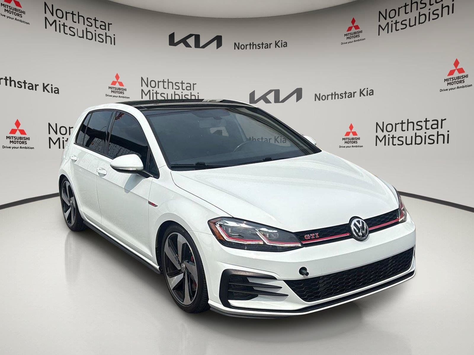 Used 2019 Volkswagen GTI SE w/ SE Experience Package FWD image 15