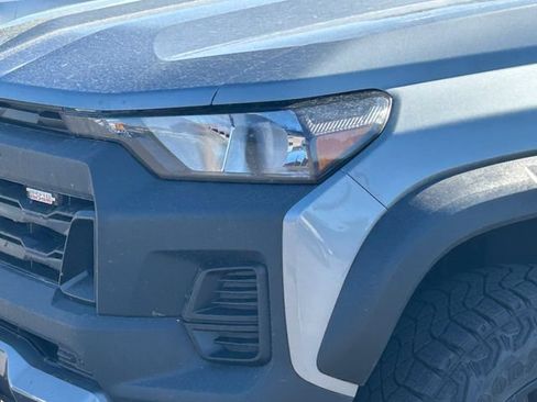 Used 2024 Chevrolet Colorado Trail Boss w/ Advanced Trailering Package AWD/4WD image 12