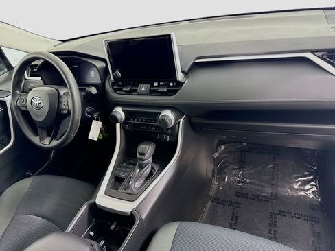 Certified 2023 Toyota RAV4 LE image 27