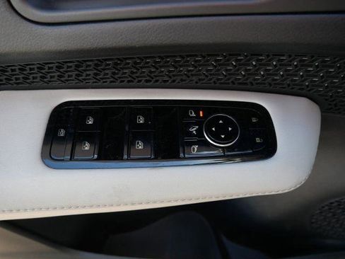 Certified 2023 Nissan Ariya FWD image 17