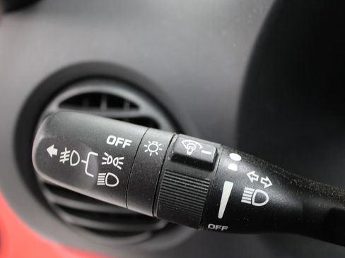 Used 2004 Dodge Viper SRT-10 RWD image 18