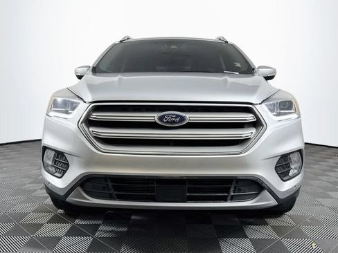 Used 2019 Ford Escape Titanium FWD image 11