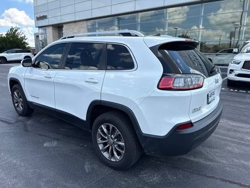 Used 2020 Jeep Cherokee Latitude Plus w/ Cold Weather Group AWD/4WD image 8
