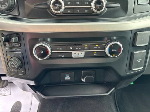 Used 2022 Ford F150 XLT w/ Trailer Tow Package AWD/4WD image 16