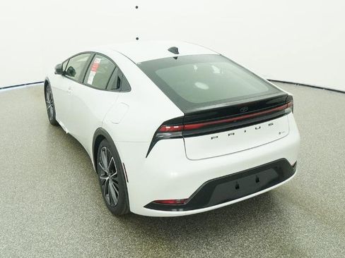 New 2026 Toyota Prius XLE image 15