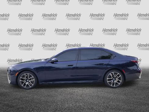 Used 2024 BMW 750e xDrive AWD/4WD image 6