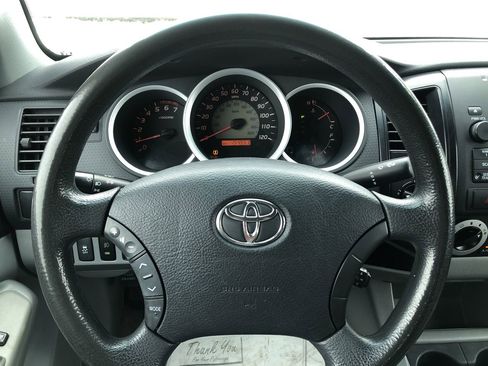 Used 2011 Toyota Tacoma ACCCAB image 15