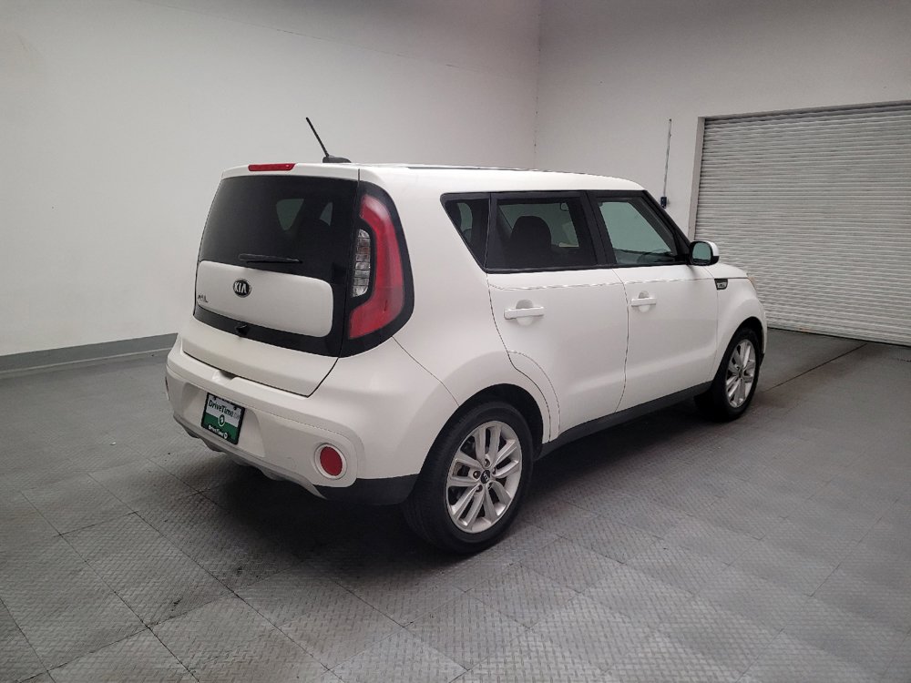 Used 2019 Kia Soul + FWD image 9