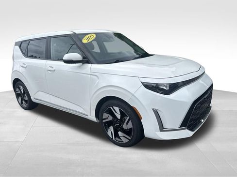 Used 2023 Kia Soul GT-Line FWD image 7
