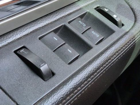 Used 2013 Ford F150 Platinum AWD/4WD image 21