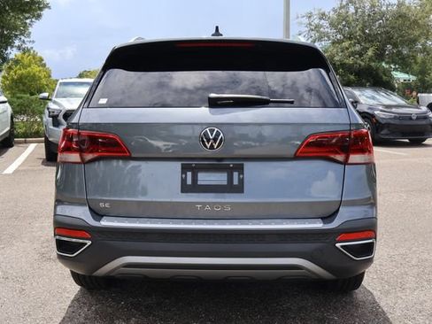 Certified 2023 Volkswagen Taos SE FWD image 8