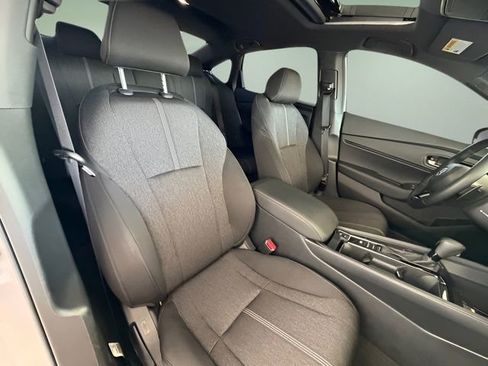 Used 2025 Honda Accord Sport image 38