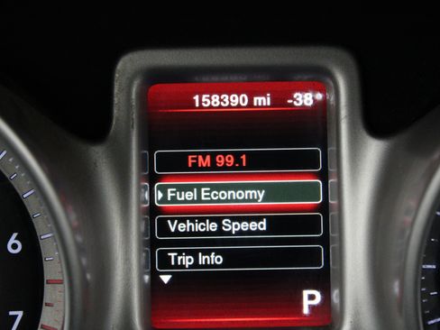 Used 2020 Dodge Journey SE w/ SE Popular Equipment Group FWD image 18
