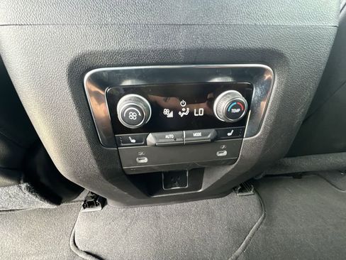 Used 2021 Chevrolet Tahoe Premier image 31