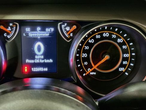 Used 2019 Jeep Wrangler Sport AWD/4WD image 12