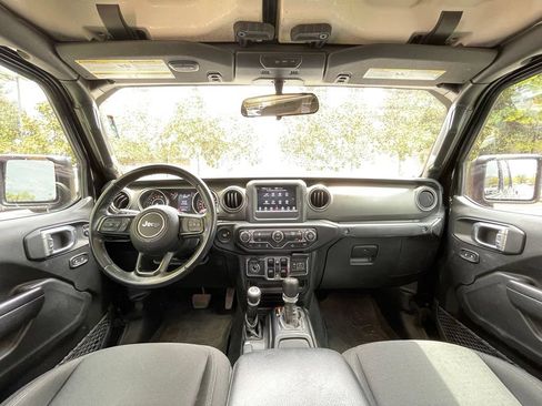 Used 2022 Jeep Gladiator Sport AWD/4WD image 27