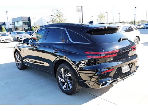 Used 2026 Genesis GV70 3.5T Sport Advanced image 5
