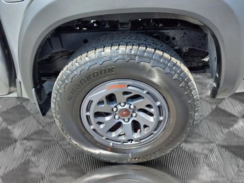 Used 2026 Nissan Frontier PRO-4X AWD/4WD image 25