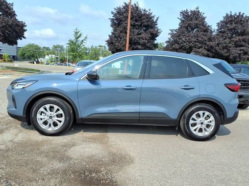 Used 2024 Ford Escape Active FWD image 2