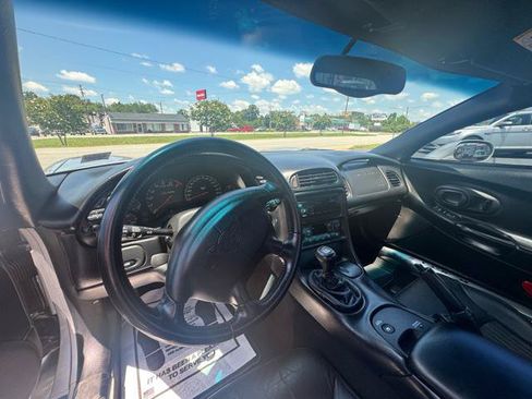 Used 2002 Chevrolet Corvette Z06 w/ Memory Pkg RWD image 9