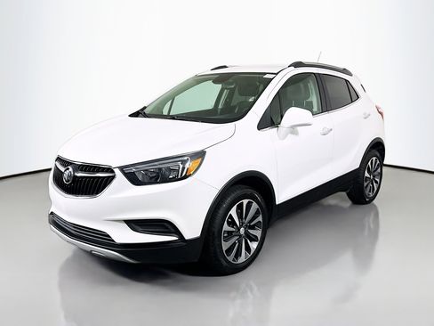 Used 2021 Buick Encore Preferred image 4