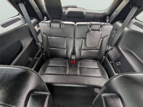 Used 2020 Ford Explorer XLT w/ Equipment Group 202A RWD image 15