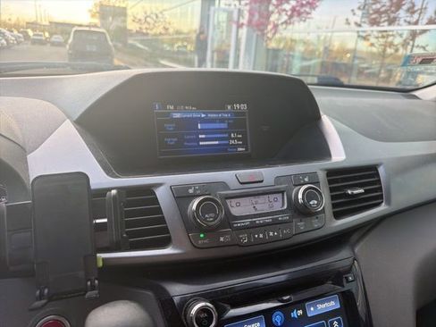 Used 2014 Honda Odyssey EX-L image 22
