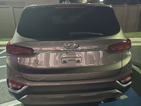 Used 2019 Hyundai Santa Fe SEL image 5