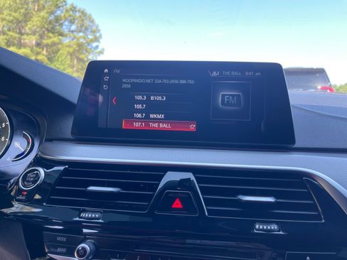 Used 2017 BMW 530i RWD image 5