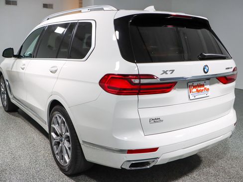 Used 2022 BMW X7 xDrive40i image 9
