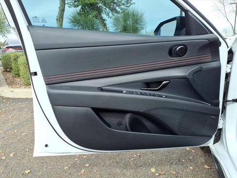 Certified 2025 Hyundai Elantra N Line image 18
