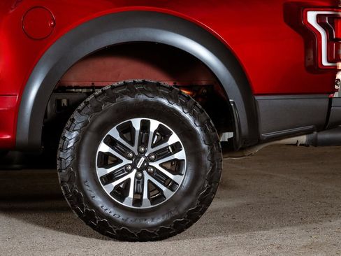 Used 2019 Ford F150 Raptor w/ Equipment Group 802A Luxury AWD/4WD image 52