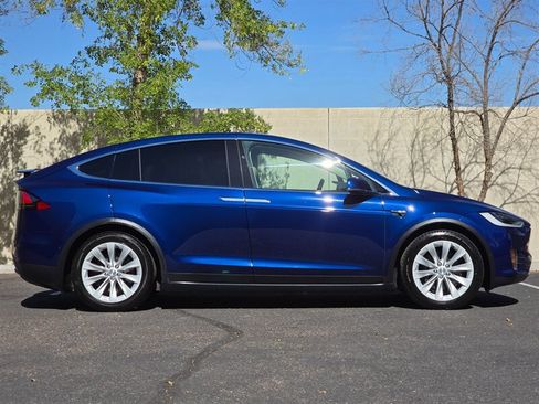 Used 2017 Tesla Model X 100D AWD/4WD image 10