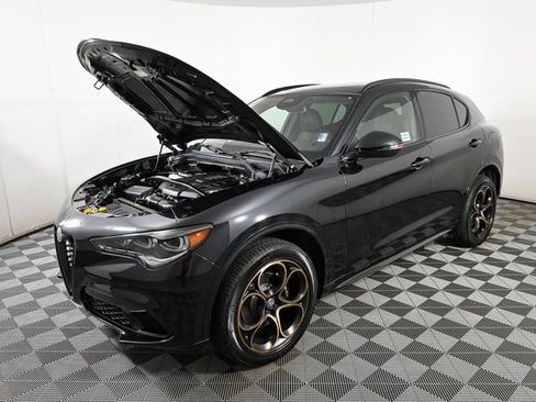 New 2025 Alfa Romeo Stelvio Sprint image 35