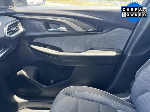 Used 2023 Chevrolet TrailBlazer LT FWD image 24