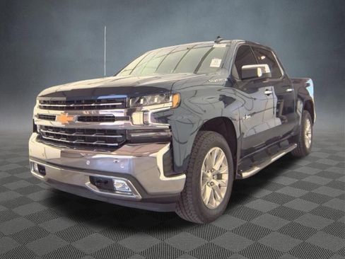 Used 2019 Chevrolet Silverado 1500 LTZ w/ LTZ Texas Edition image 3